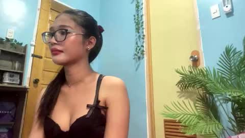 Snapshot of missminervaa chatting on January 10, 6:26 am missminervaa online show from January 10, 6:26 am