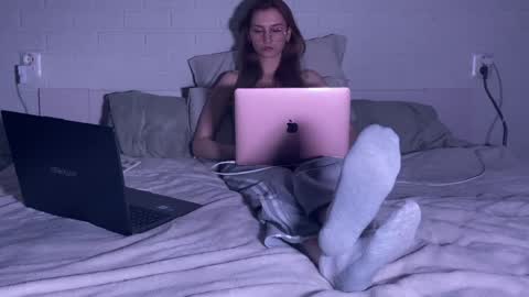 missmiroslava online show from March 30, 5:25 pm