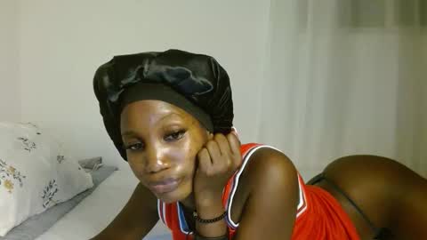 sexy online show from February 7, 9:40 pm