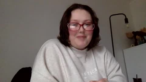 missmistressmal online show from April 2, 10:40 pm