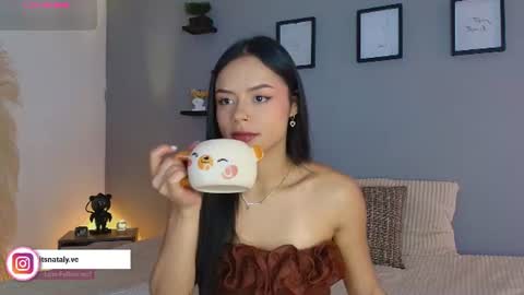 Snapshot of missnataly_ chatting on July 9, 3:05 pm Nataly Rivas online show from July 9, 3:05 pm