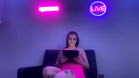 SlaveMissOdin online show from January 29, 8:25 pm