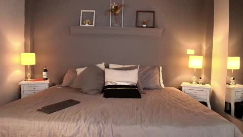 missparis__ online show from October 22, 9:14 pm