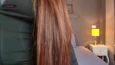 missparis__ online show from November 14, 8:51 pm