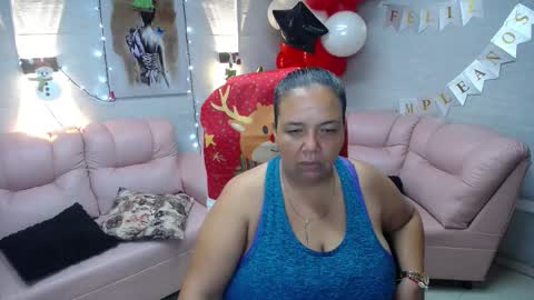 Penelope online show from December 5, 12:14 pm