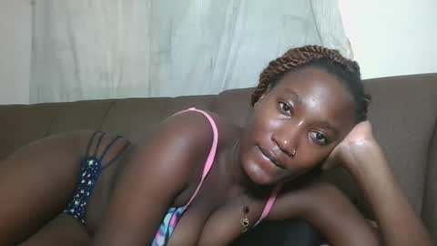 pretty gal online show from September 17, 7:10 am