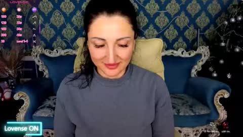 missrossi online show from January 14, 8:14 pm