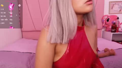 Snapshot of misss__luna chatting on February 22, 10:20 pm Luna online show from February 22, 10:20 pm