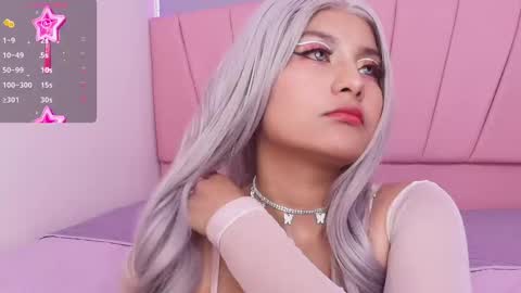 Snapshot of misss__luna chatting on March 1, 7:04 pm Luna online show from March 1, 7:04 pm