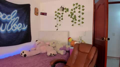  Natalie Texass indepedent model online show from February 28, 4:35 am