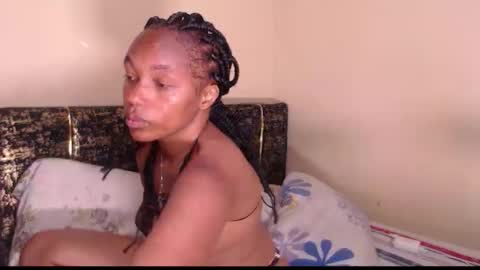 missthighsohmy online show from November 17, 7:14 am