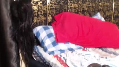 Snapshot of missthighsohmy chatting on April 11, 10:25 pm missthighsohmy online show from April 11, 10:25 pm