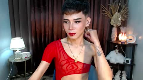 Snapshot of misstransstella69 chatting on September 18, 7:32 am Stella online show from September 18, 7:32 am