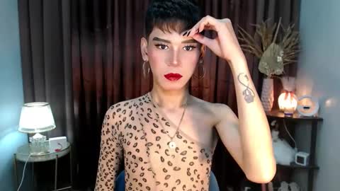 Snapshot of misstransstella69 chatting on September 20, 7:31 am Stella online show from September 20, 7:31 am