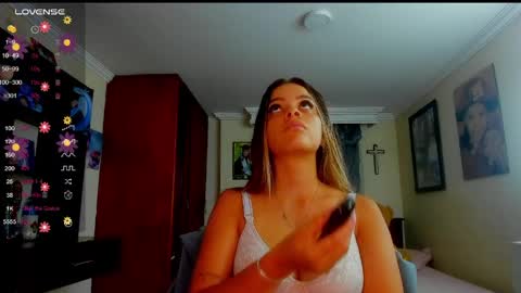 missvalery1 online show from May 26, 11:45 pm