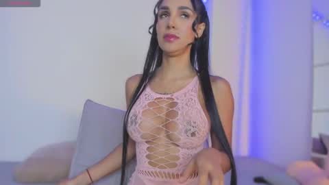 Violetta online show from October 22, 1:00 pm