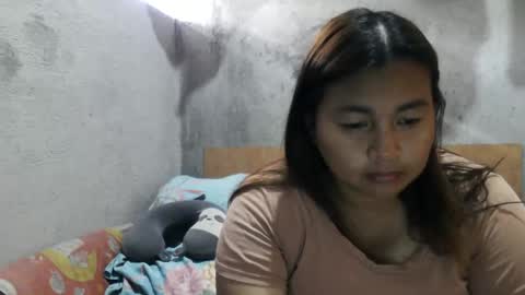 Snapshot of misswabe12 chatting on March 2, 1:52 am misswabe12 online show from March 2, 1:52 am