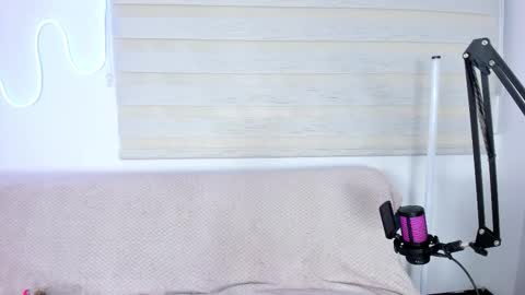 Pau OFmissweetpeach online show from January 10, 1:07 am