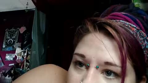 missxmoth444 online show from November 14, 4:22 am