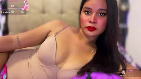 Miss. Thalia online show from July 14, 2:05 am