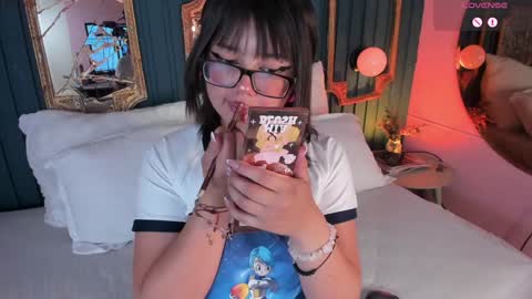 Snapshot of missy_taylor_ chatting on December 27, 7:57 pm Missy online show from December 27, 7:57 pm