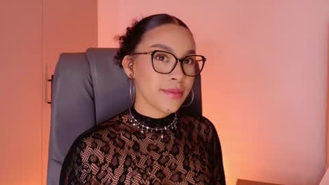 Missy Gainer online show from October 1, 4:02 pm