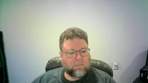 Mr. Happy online show from November 25, 6:46 am