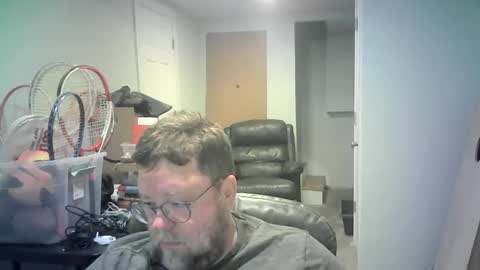 Mr. Happy online show from April 20, 6:38 am