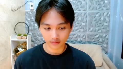 Snapshot of mister_officer chatting on June 3, 11:43 pm SAINT SACHI will make your day online show from June 3, 11:43 pm
