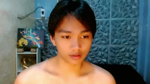 Snapshot of mister_officer chatting on June 13, 3:37 am SAINT SACHI will make your day online show from June 13, 3:37 am
