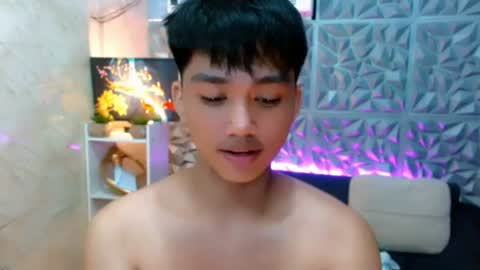 Snapshot of mister_officer chatting on June 23, 5:22 pm SAINT SACHI will make your day online show from June 23, 5:22 pm