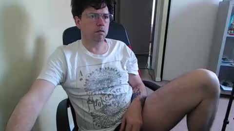 mistercoeur online show from April 14, 7:03 am