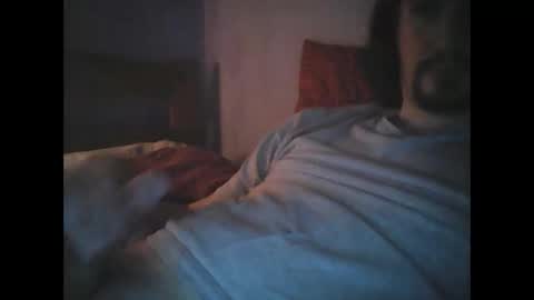 Snapshot of misterice93 chatting on December 28, 5:14 pm MrWhite08 online show from December 28, 5:14 pm