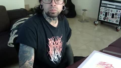 misternocturne online show from January 7, 5:04 pm