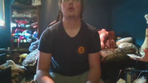 Snapshot of misterrileyd chatting on February 5, 6:04 pm MisterRileyD online show from February 5, 6:04 pm