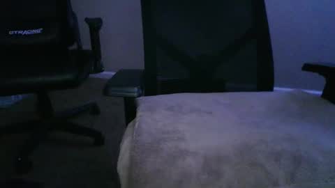 Julius online show from March 21, 3:33 am