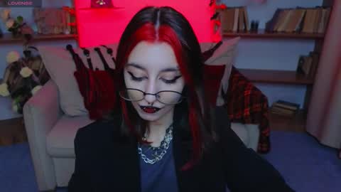 Marcelline online show from October 25, 9:50 am