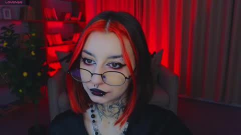 Marcelline online show from May 19, 1:22 am
