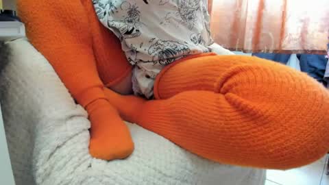 Snapshot of mistress_adel chatting on April 26, 8:23 am mistress_adel online show from April 26, 8:23 am