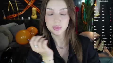 Darsy online show from November 2, 6:05 am