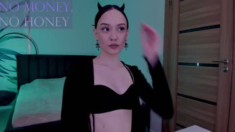 Mistress Mia online show from November 5, 8:53 pm
