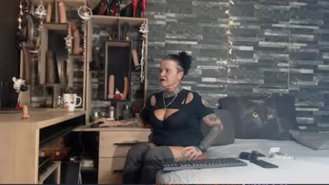 Mistress Mirybossy online show from December 12, 1:53 am