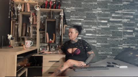Mistress Mirybossy online show from December 24, 9:17 am
