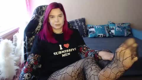 Snapshot of mistressbailey_x chatting on September 23, 6:16 am Miss Bailey online show from September 23, 6:16 am