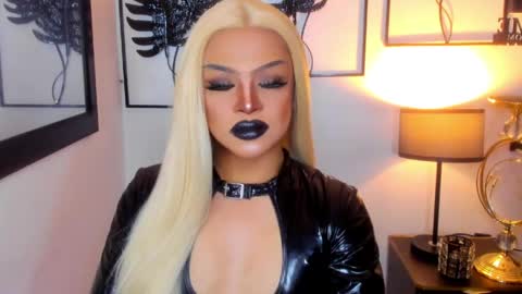 Call me MISS JAS online show from April 8, 5:02 pm