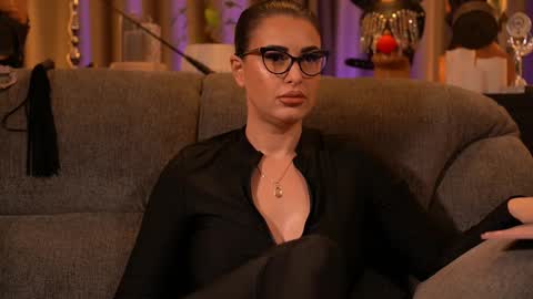 Mistress Kelly online show from November 23, 11:59 pm