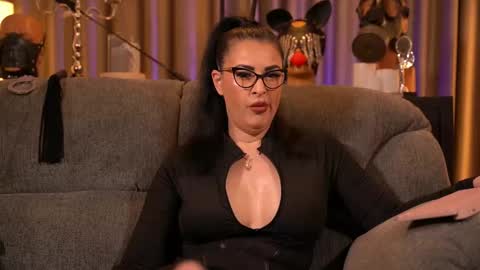 Mistress Kelly online show from December 3, 8:51 pm