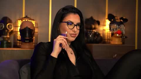 Mistress Kelly online show from February 13, 11:56 pm