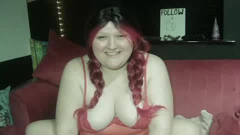 mistresslillie online show from April 21, 10:01 pm