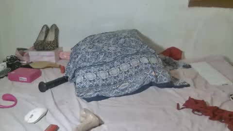 mistressmilly32 online show from October 18, 9:59 pm